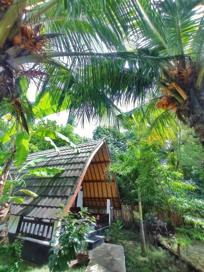Follow The Rabbit Bungalow Gili Air Luaran gambar