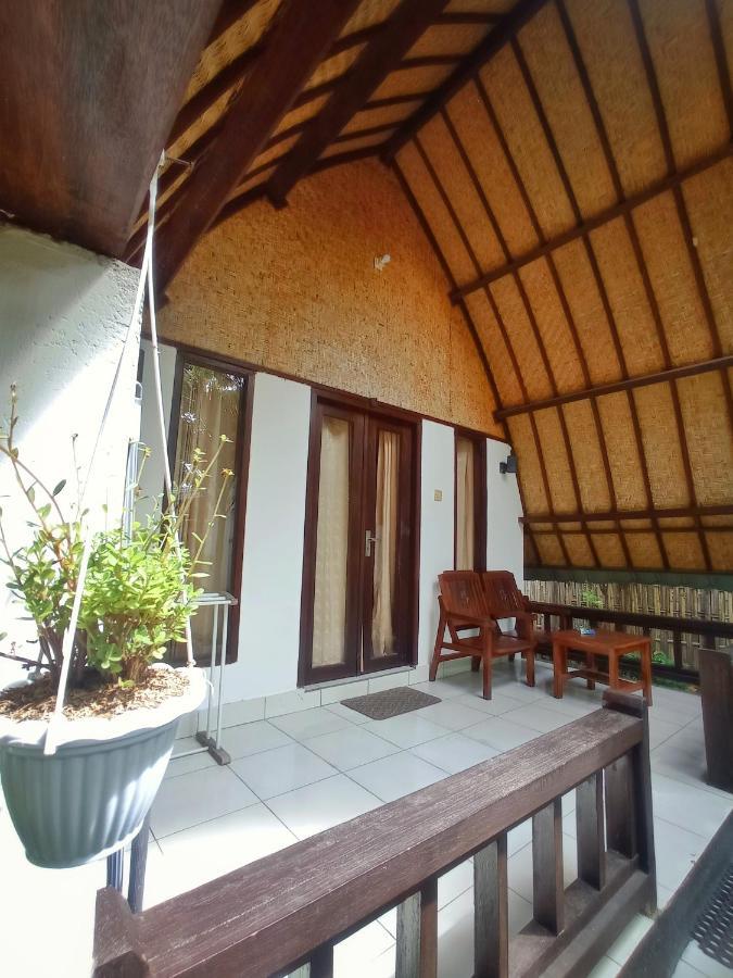 Follow The Rabbit Bungalow Gili Air Luaran gambar