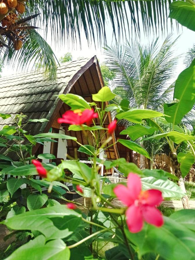 Follow The Rabbit Bungalow Gili Air Luaran gambar