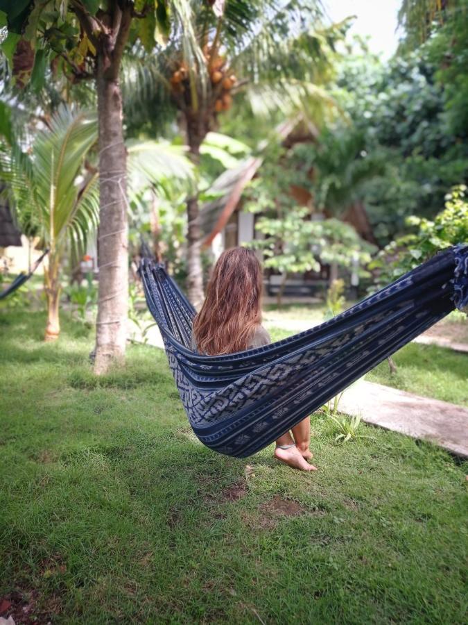 Follow The Rabbit Bungalow Gili Air Luaran gambar